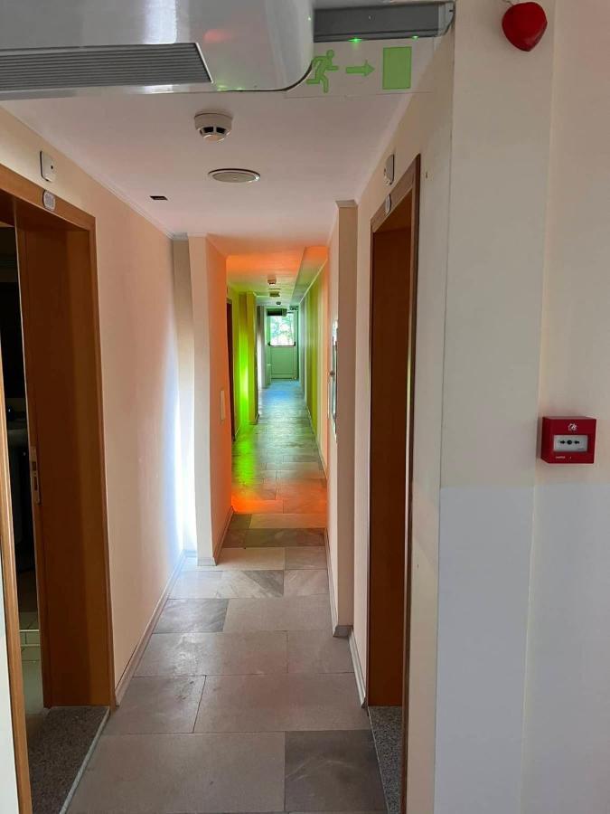 Хотел Диамант Hotel Diamond Baltjik Exteriör bild