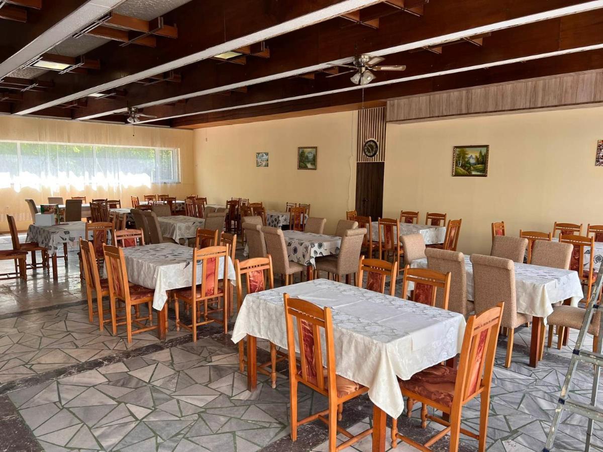 Хотел Диамант Hotel Diamond Baltjik Exteriör bild