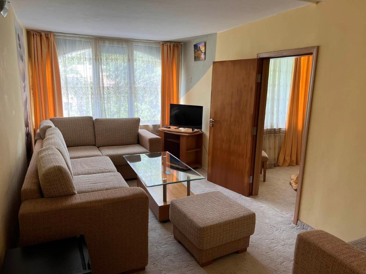 Хотел Диамант Hotel Diamond Baltjik Exteriör bild