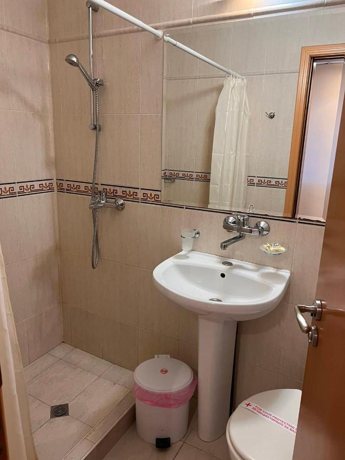 Хотел Диамант Hotel Diamond Baltjik Exteriör bild