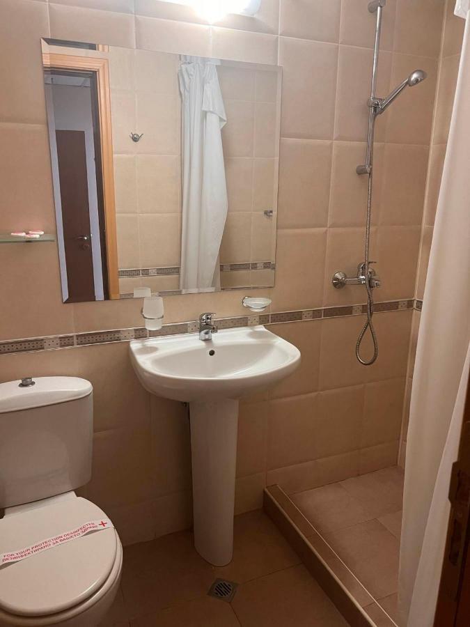 Хотел Диамант Hotel Diamond Baltjik Exteriör bild